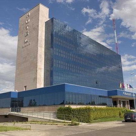 Cortes De Леон Екстериор снимка